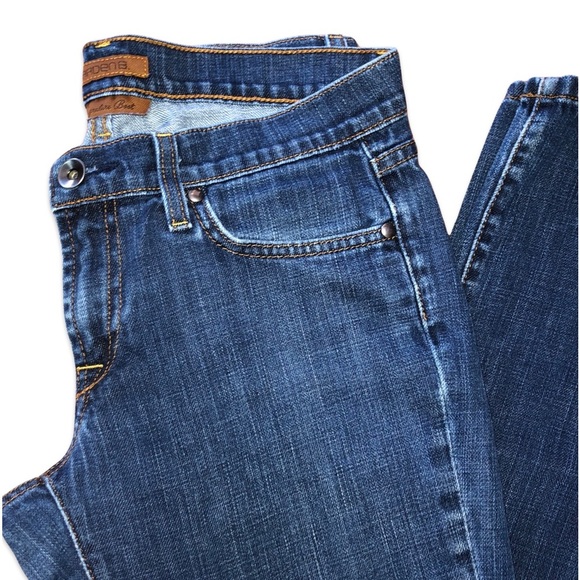 EUC Arden B. Signature Boot Medium Wash - Picture 3 of 8